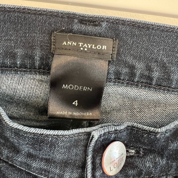 Ann Taylor Modern Women's Blue Jeans - Picture 2 of 3